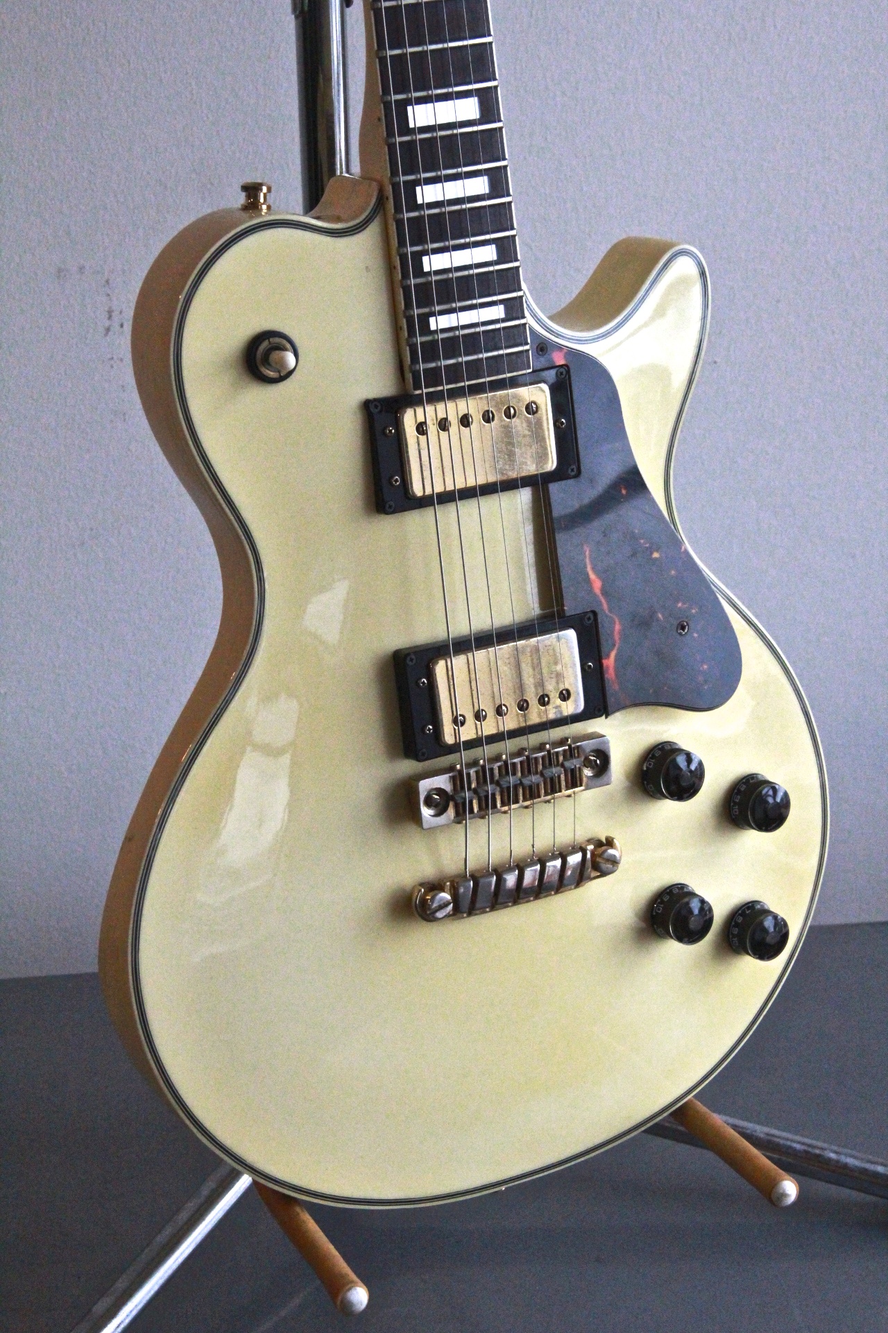 from 1970´s PF200 guitar With the vintage guitar case. ibanez sale. for Ibanez pedals from 1970´s PF200 guitar With the vintage guitar case. ibanez sale. for Ibanez pedals