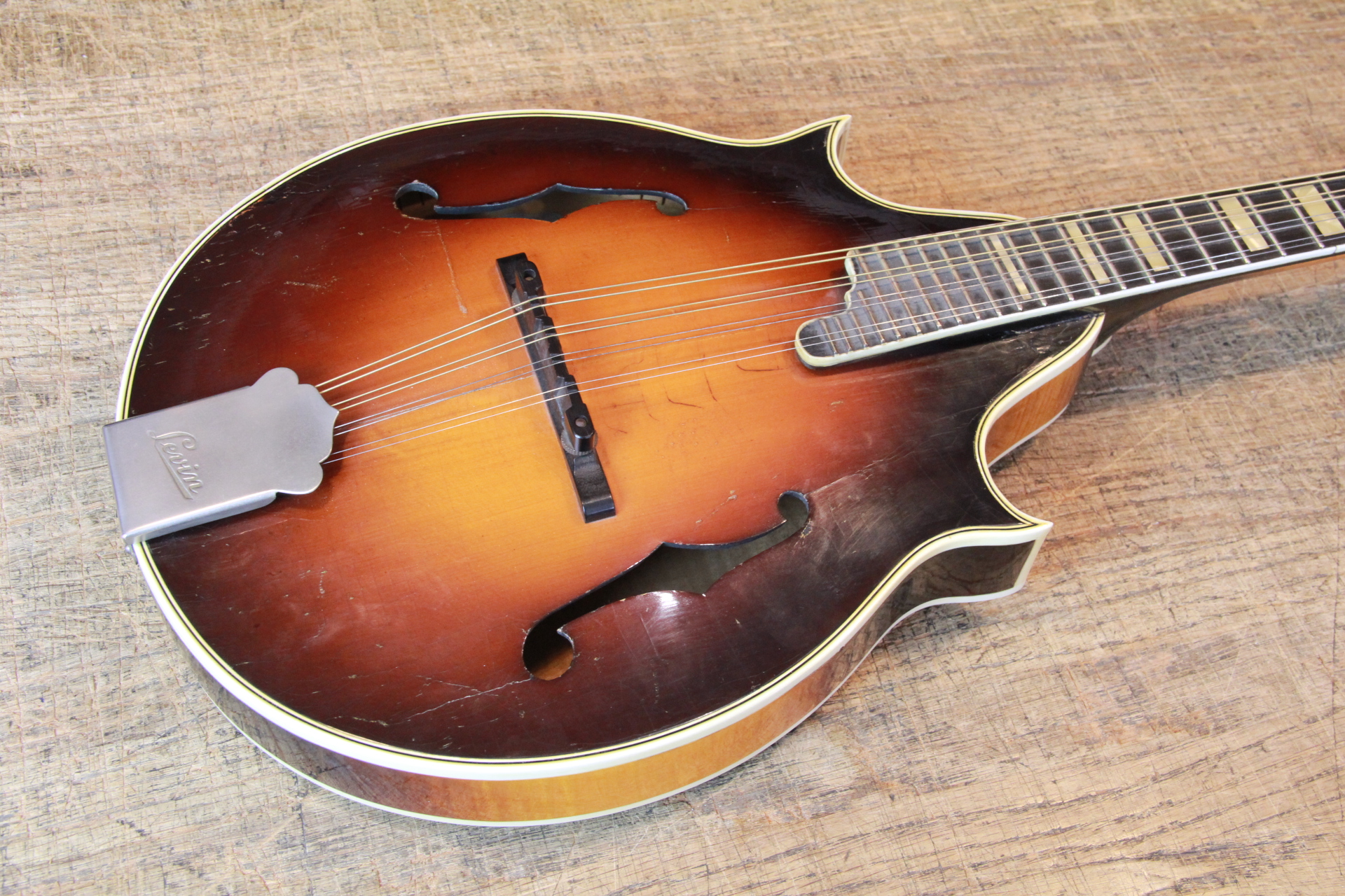 Levin Mandolin 1945 Sunburst Stringed Instrument For Sale Marno Sørensen