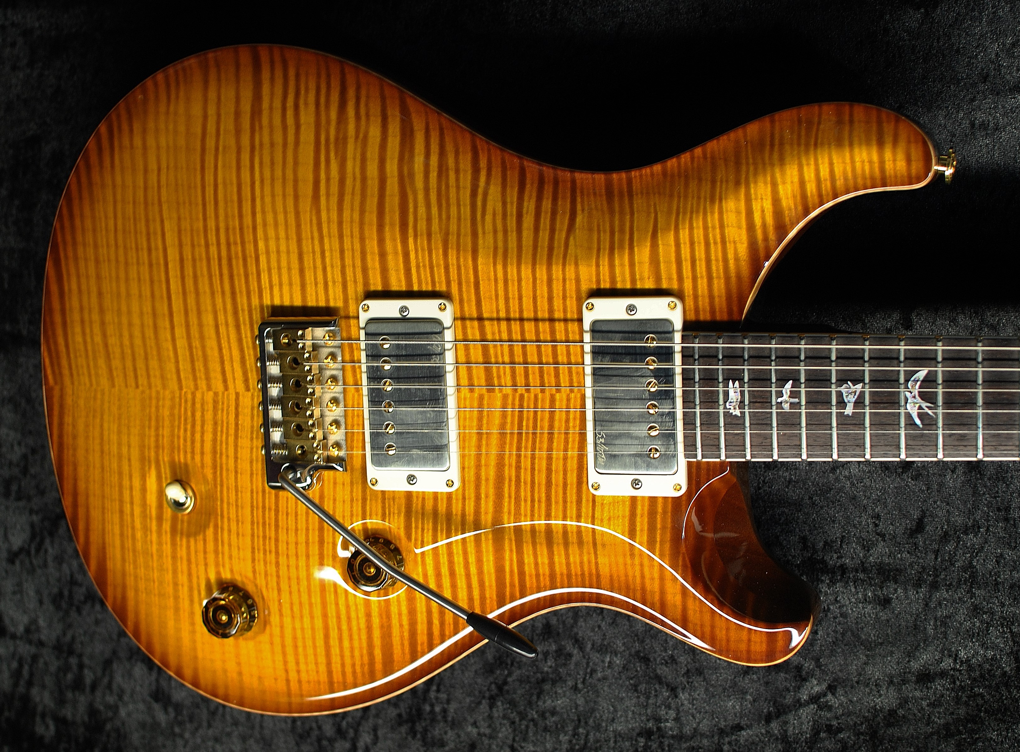 PRS Paul Reed Smith Modern Eagle Quattro 2012 Gold Burst Guitar For