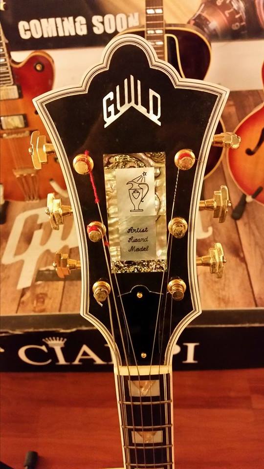 Guild Artist Award 1970's Natural Guitar For Sale Ciampi Trade Company Srl