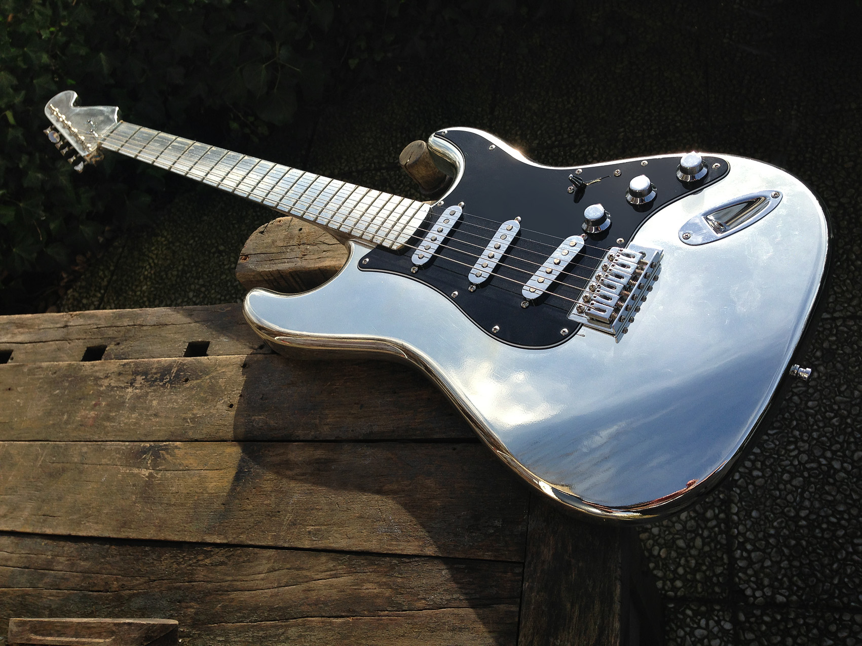 Alleycat Relics Strat 2011 Chrome Guitar For Sale Alleycat Relics