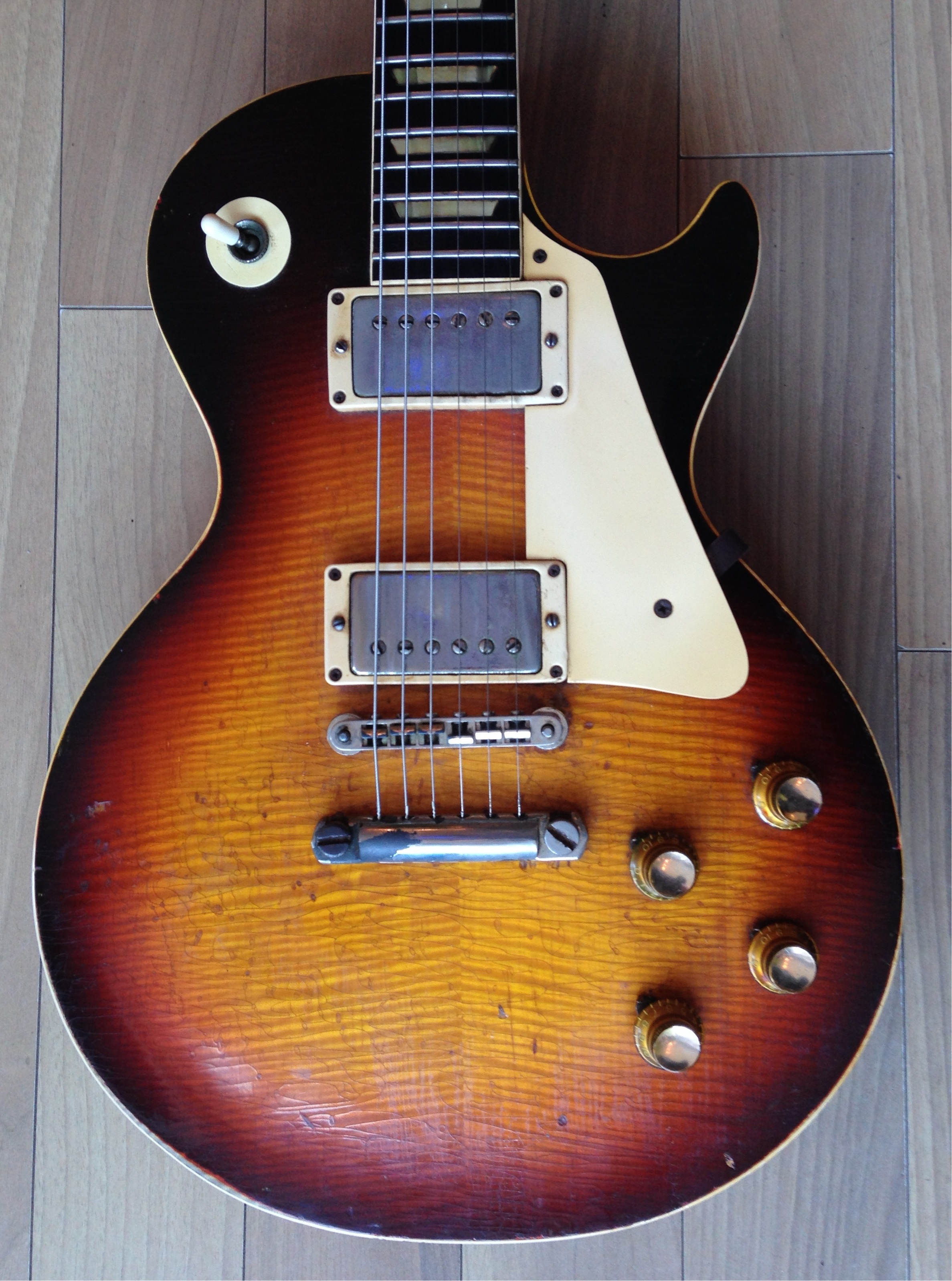 Gibson LES PAUL STANDARD THE DUTCH BURST 1960 DARK BURST Guitar For