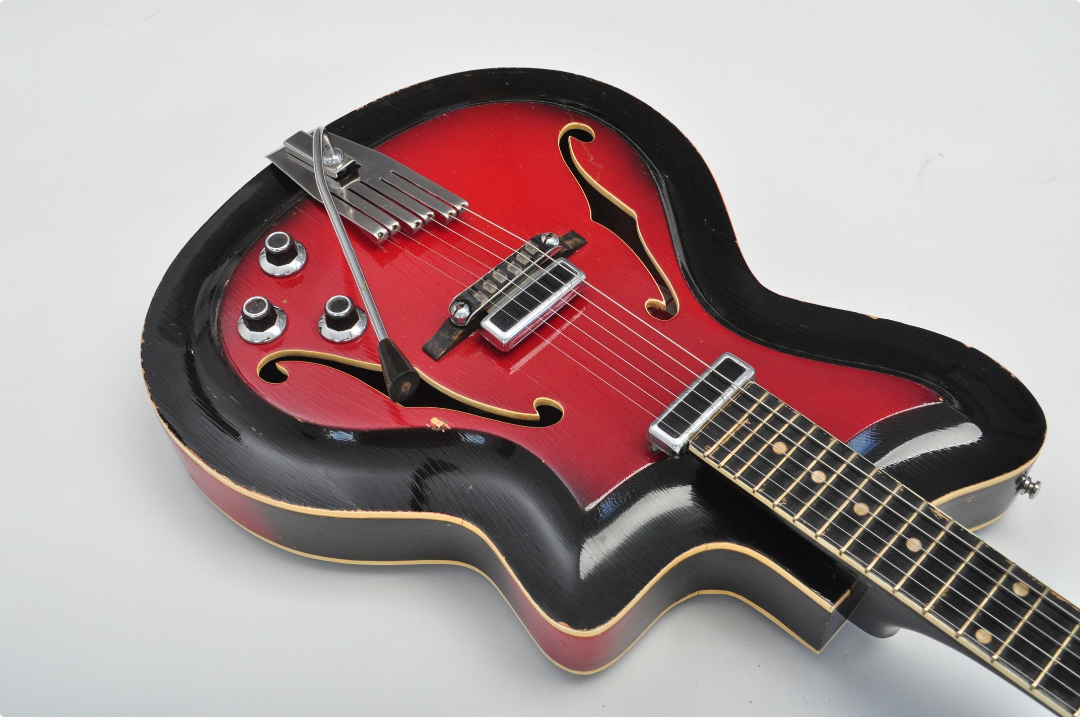 Cremona (Kremona) ORFEUS ORPHEUS Archtop Hollow Body Soviet Bulgarian