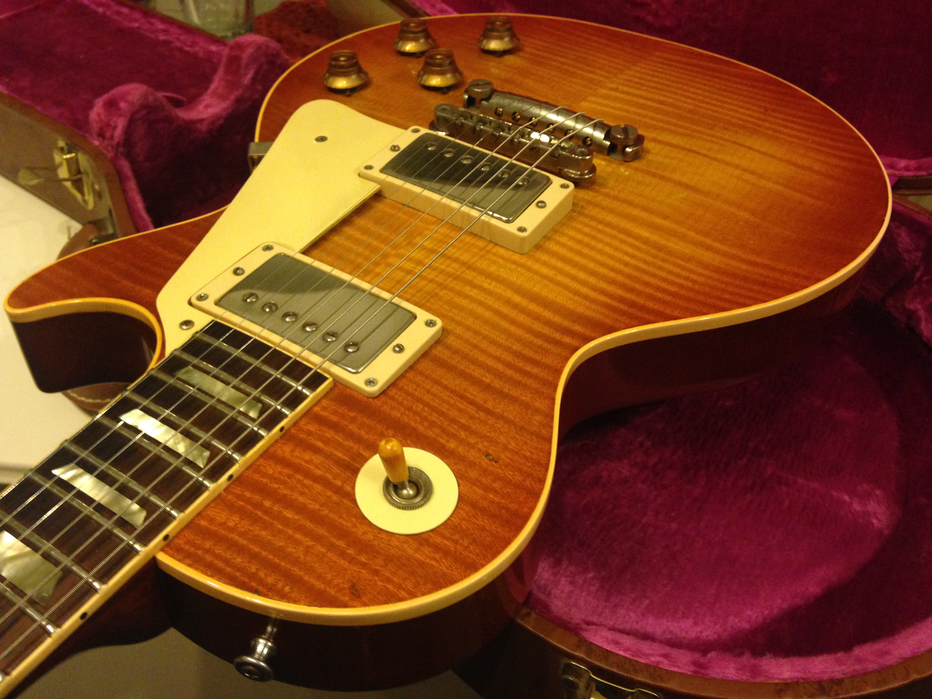 Gibson 1959 LES PAUL STANDARD 1959 SUNBURST Guitar For Sale Richard Henry Guitars Ltd