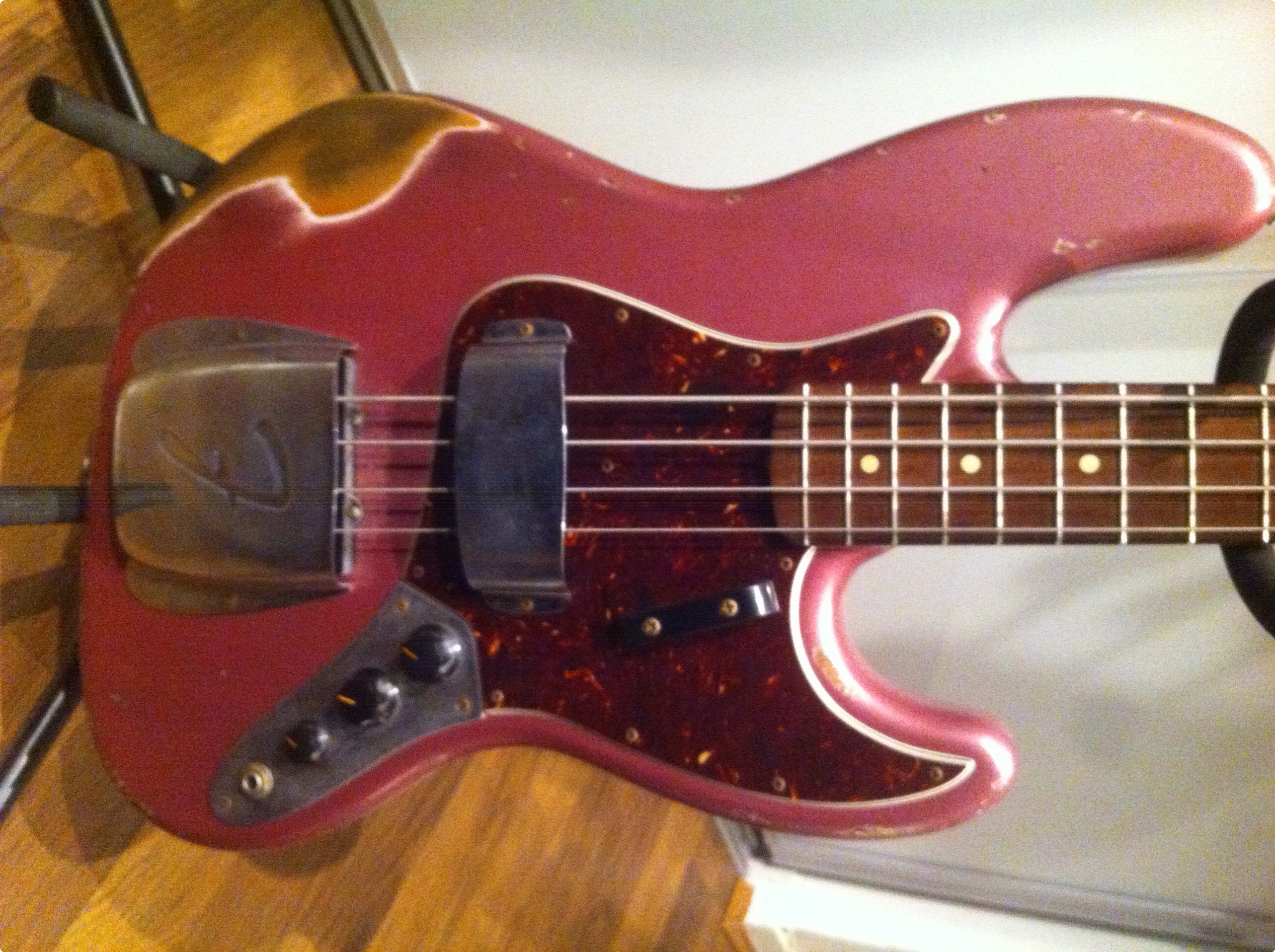 Fender Jazz Bass 64 Custom Shop Heavy Relic 2007 Burgund Mist Metallic