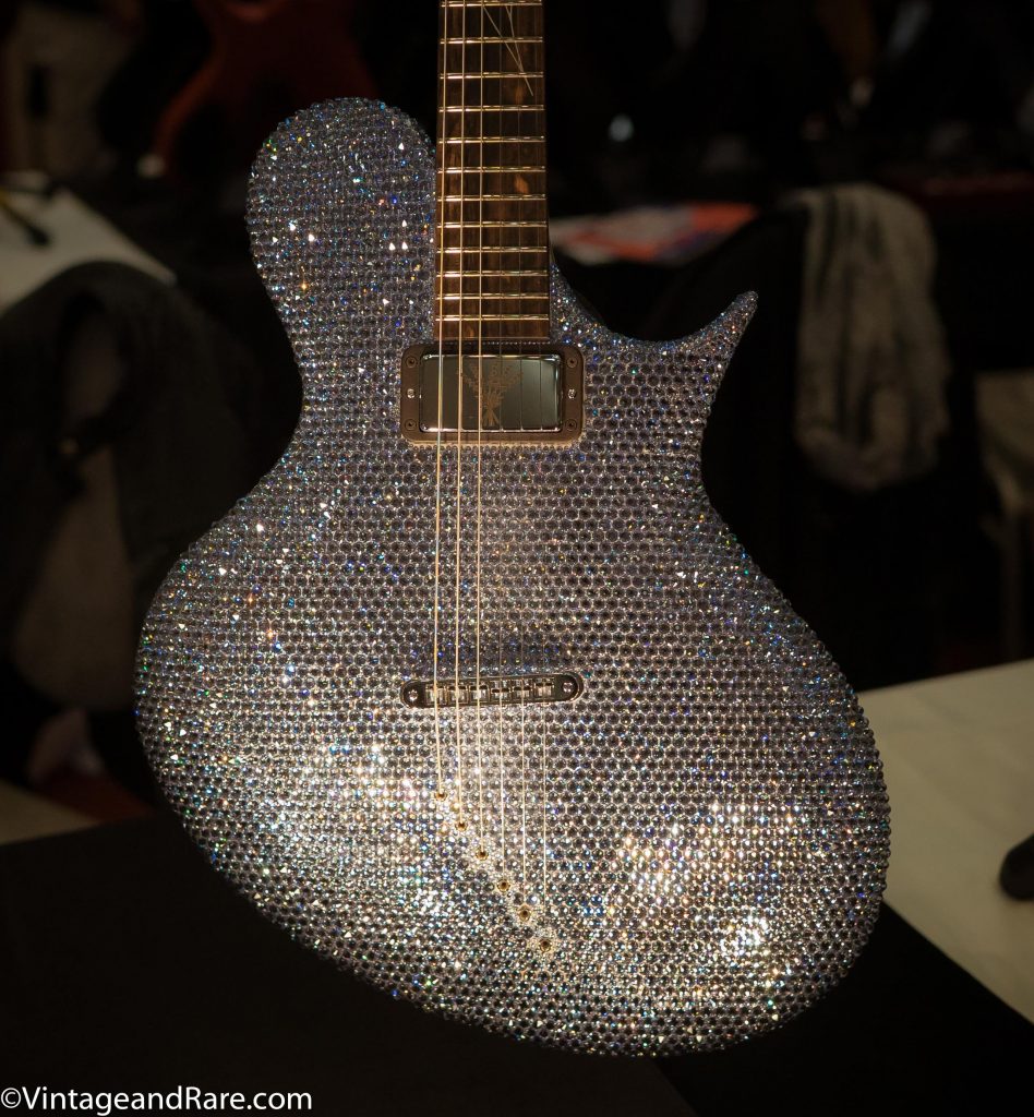 holy-grail-guitar-show-47