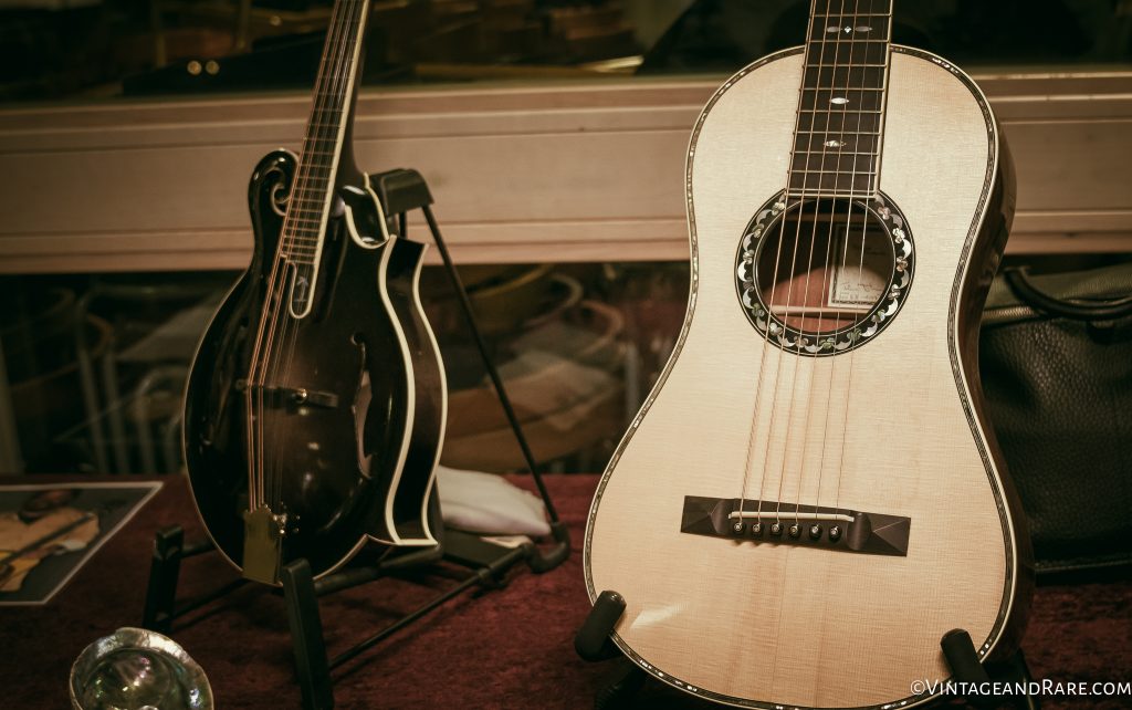 The Baby Ditson and a mandolin. Handmade by V&R seller Fredholm Guitars