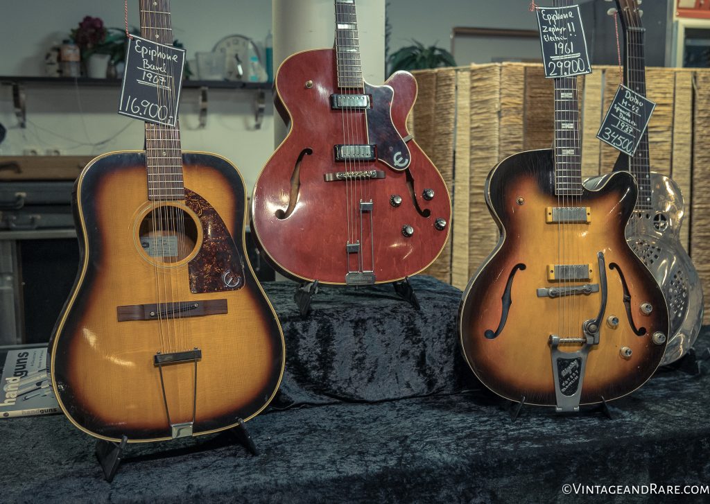 Woodstock Guitars