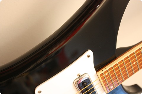 Rickenbacker 480 1975 Jetglo