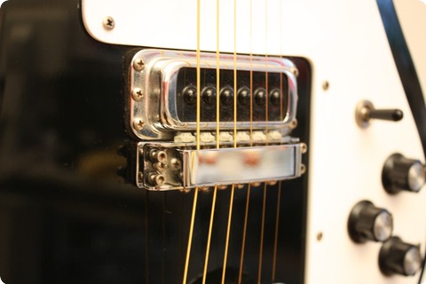 Rickenbacker 480 1975 Jetglo