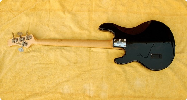 Music Man Musicman Stingray  2001 Black