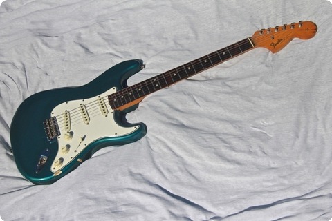 Fender Stratocaster 1966 Lake Placid Blue