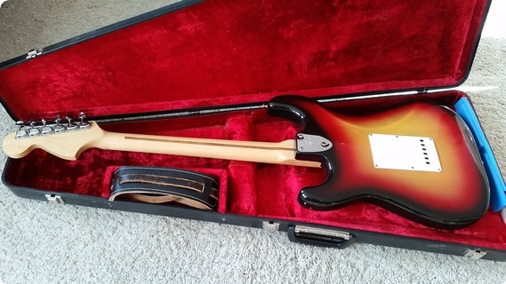 Fender Stratocaster 1973 Sunburst