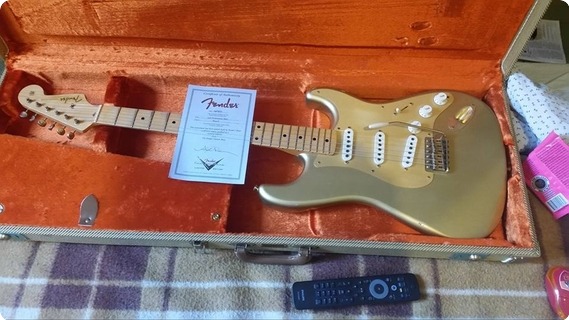 Fender Custom Shop Limited Edition 1956 Stratocaster 50th Anniversary Relic 2005 Aztec Gold