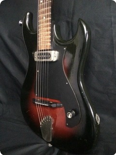 Musima I/2 Red / Black