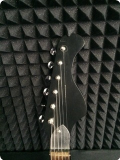 Musima I/2 Red / Black