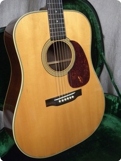 C.f. Martin D 28 1952 Natural