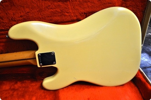 Fender Precision American Reissue #57 Fullerton Avri 1982 Vintage White