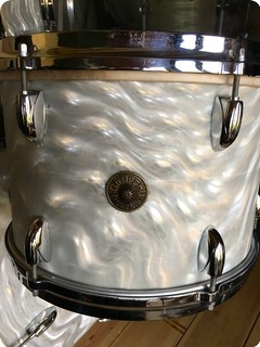 Gretsch Vintage Round Badge 1963 Silver Satin Flame