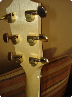 Taylor Jumbo Natural