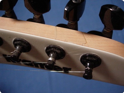 Kramer Baretta 1984 White