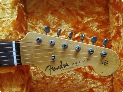 Fender  Custom Shop 62 Heavy Relic Stratocaster Hss 2018 Charcoal Frost Metal Handwound Pickups 2018