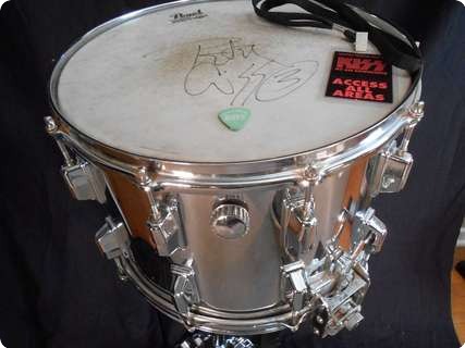 Pearl Kiss, Love Gun Tour Snare Drum 1977