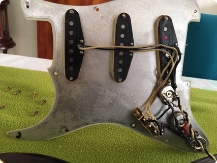 Fender Stratocaster 1979 (800)   Three Tone Burst