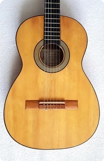 Granadina Classical Guitar 1900 Natural Transparente