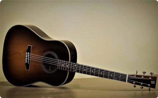 Santochirico Guitars Mood 2019 Nitrocellulose Sunburst