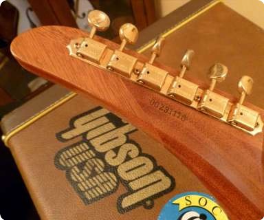 Gibson Explorer 1976