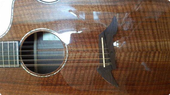 Breedlove Custom Calendar J25 12 2006 Walnut