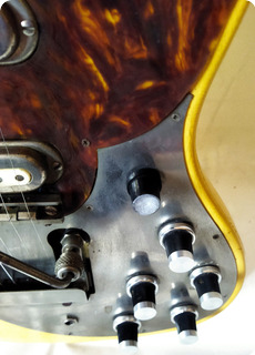 Framus Superstrat Deluxe 1963 Yellow Pastel