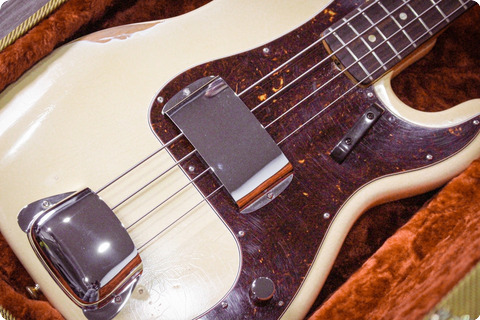Fender Precision Bass  1972 Olympic White 
