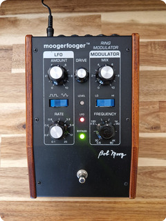 Moog Moog Music Mf 102 Ring Modulator Wood