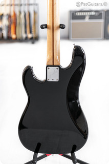 Fender Precision Bass With Rosewood Fretboard Black 1983