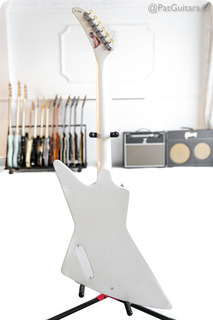Dwight Guitars Eliminator Korina Explorer In Aged White By Clive Brown 2019