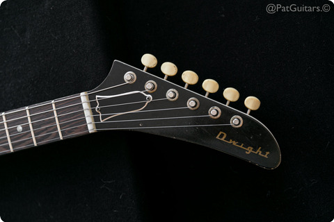 Dwight Guitars Eliminator Korina Explorer In Aged White By Clive Brown 2019