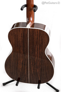 Martin Martin 20th Anniversary Omjm John Mayer Signature In Grey Sunburst. 2023