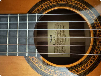 Yamaha  G 245s  1990
