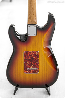 Suhr Limited Edition Classic S Paulownia Hss In 3 Tone Burst 6.5lbs 2022
