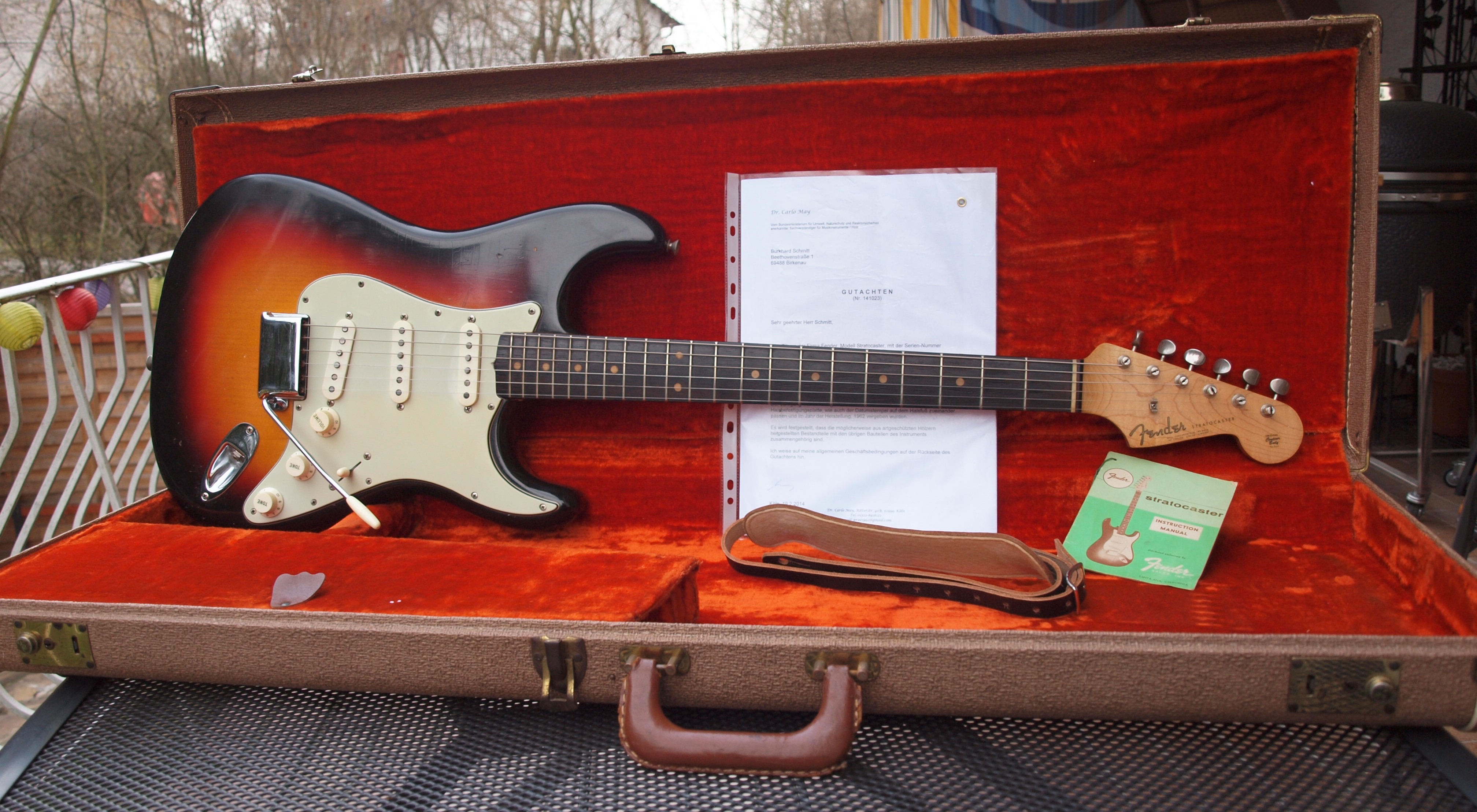 Fender Stratocaster Sunburst Guitar