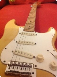 Fender Stratocaster 1975  Blonde