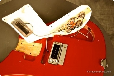 Rickenbacker 480 1973 Red