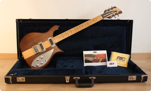 Rickenbacker 650 Dakota 1993 Walnut