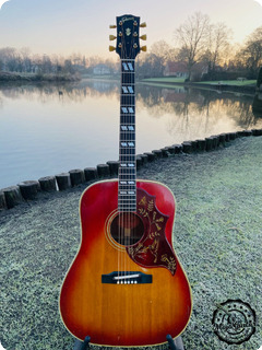 Gibson Hummingbird 1963 Cherry Sunburst