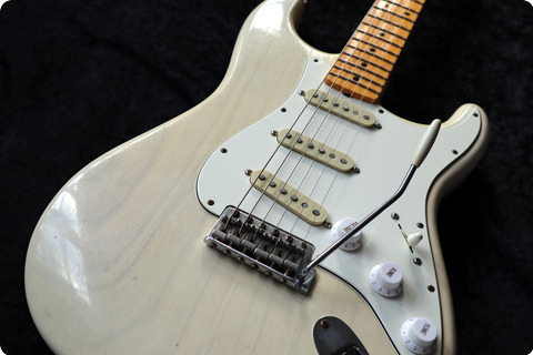 Fender Custom Shop Stratocaster 2020 Dirty White Blondr
