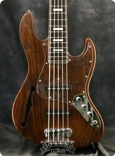 Bacchus Wood Line Hollow 5st 2010