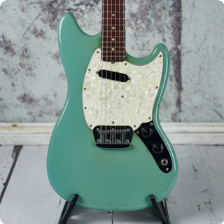 Fender Musicmaster 1973 Daphne Blue