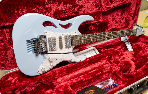 Ibanez Steve Vai Pia Signature Edition Powder Blue